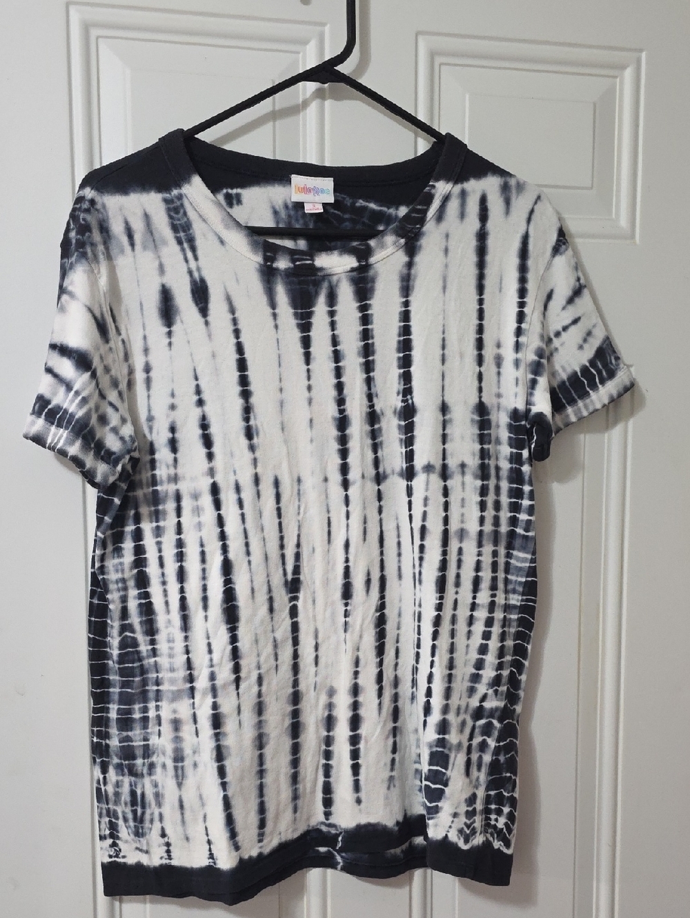 LuLaRoe Black & White Tie-Dye Tee
